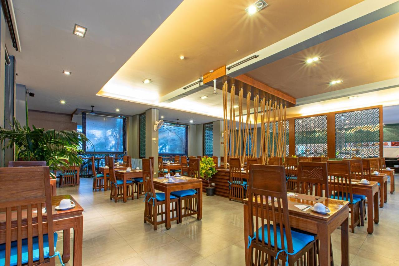 Rawai Palm Beach Resort - Sha Extra Plus Exterior foto