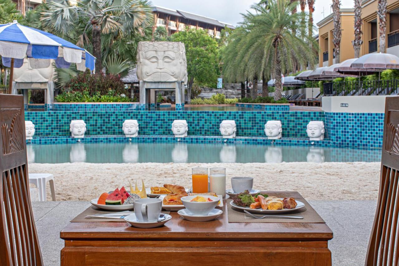 Rawai Palm Beach Resort - Sha Extra Plus Exterior foto