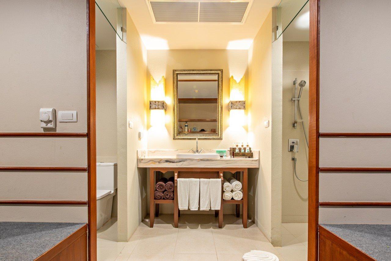 Rawai Palm Beach Resort - Sha Extra Plus Exterior foto