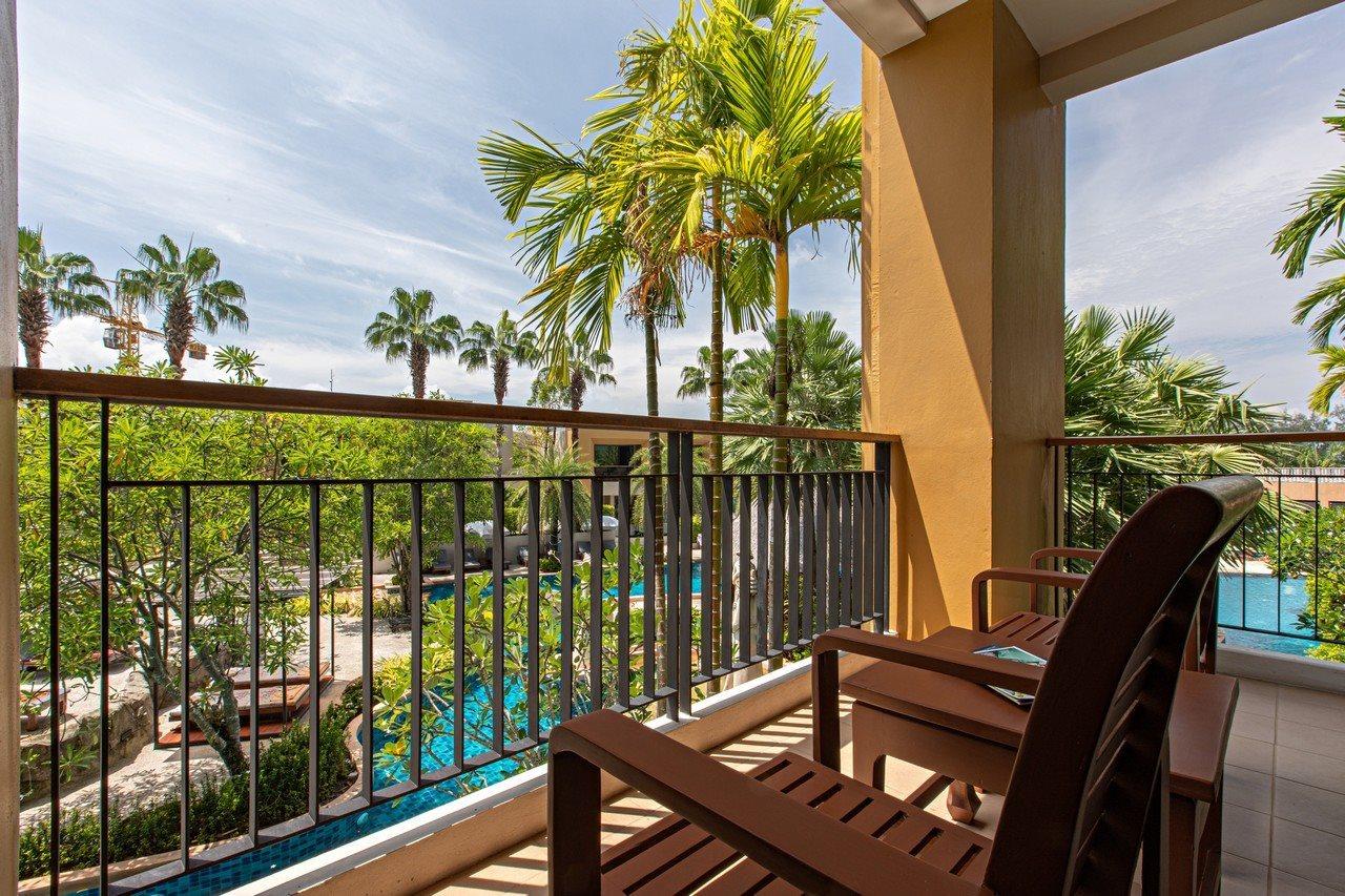 Rawai Palm Beach Resort - Sha Extra Plus Exterior foto