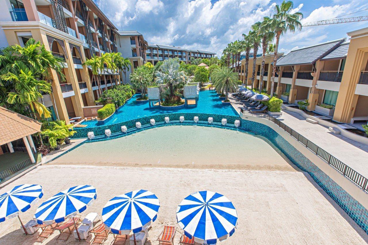 Rawai Palm Beach Resort - Sha Extra Plus Exterior foto