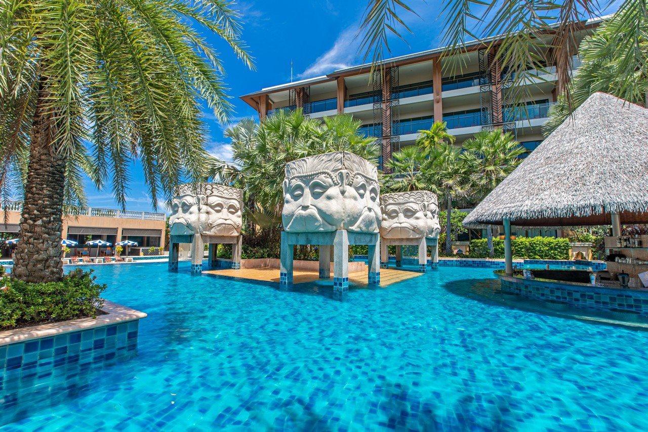 Rawai Palm Beach Resort - Sha Extra Plus Exterior foto