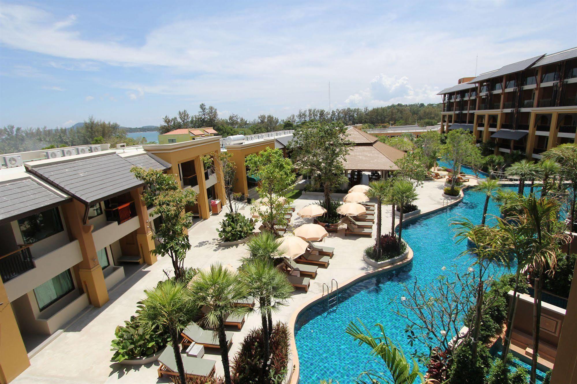 Rawai Palm Beach Resort - Sha Extra Plus Exterior foto