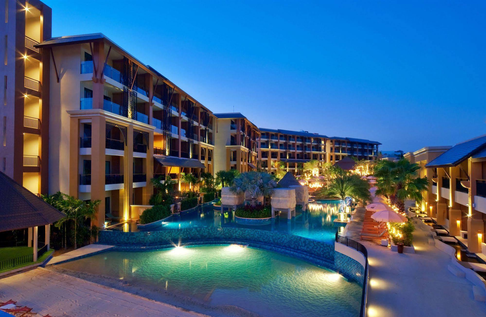 Rawai Palm Beach Resort - Sha Extra Plus Exterior foto